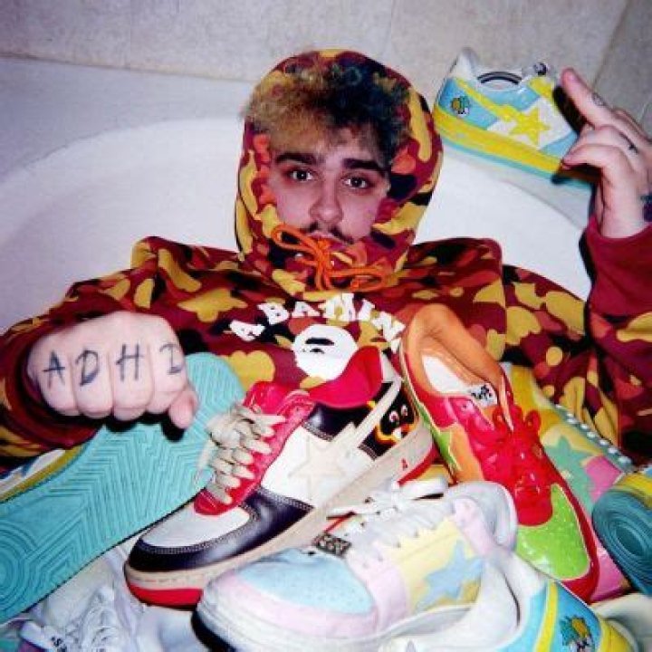 How tall was Sad Frosty?