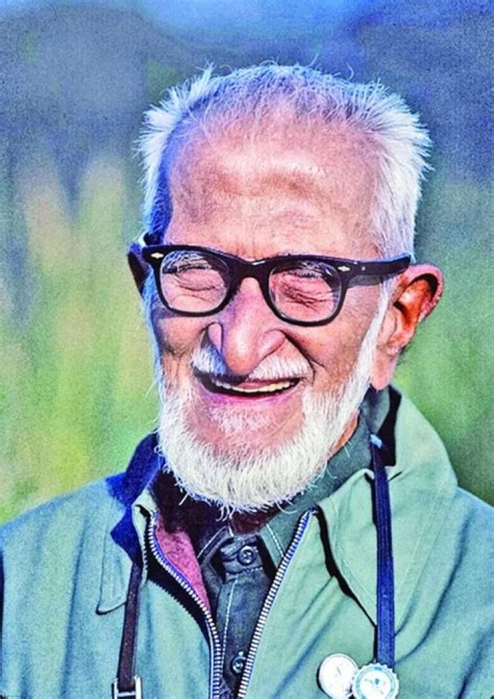 Salim Ali Biography - Childhood, Life Achievements & Timeline