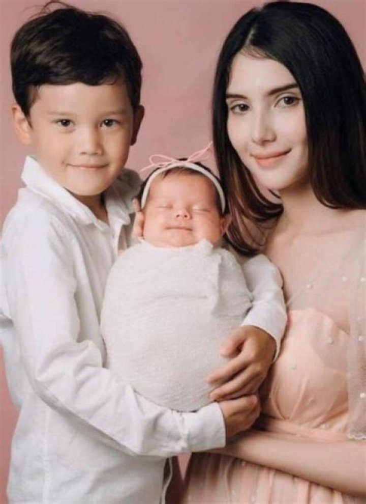 Sarah Casinghini Archives - Celebrities: Wiki, Age, Height, Net Worth, Relationship