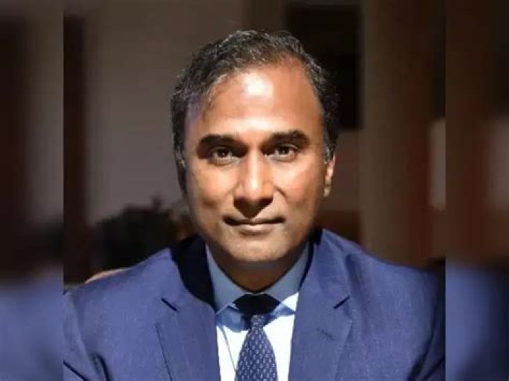 Shiva Ayyadurai Biography - Facts, Childhood, Family Life & Achievements