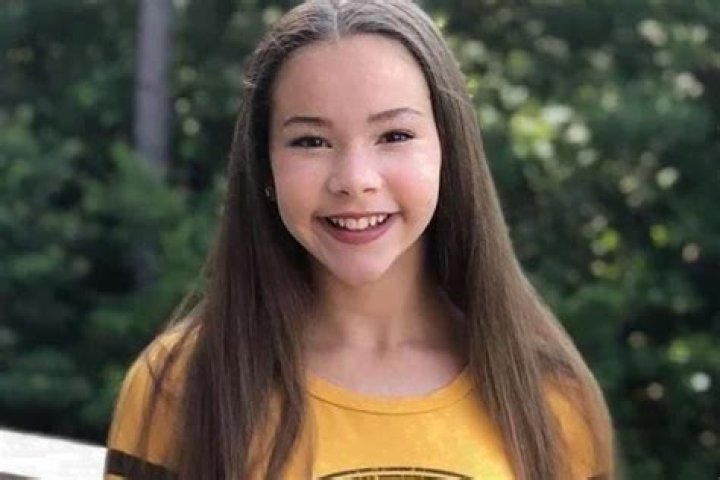 Sierra Haschak Height, Weight, Net Worth, Age, Birthday, Wikipedia, Who, Instagram, Biography
