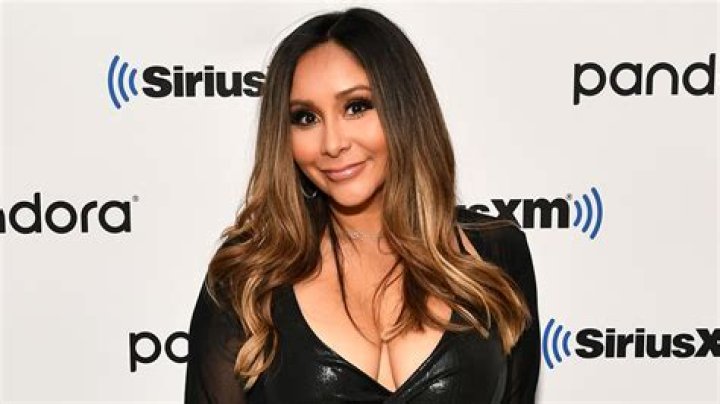 Snooki Says That Angelina Pivarnick Is The Reason She Quit Jersey Shore