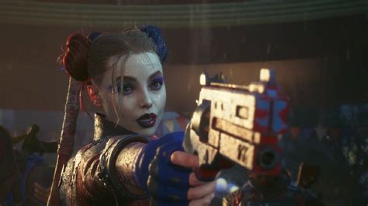 Harley Quinn Shows Off Her New Costume In The Suicide Squad Set Photo