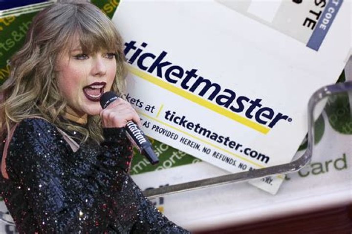 
Taylor Swift Fans Planning to Sue Ticketmaster After Eras Tour Ticketing Controversy: Report 