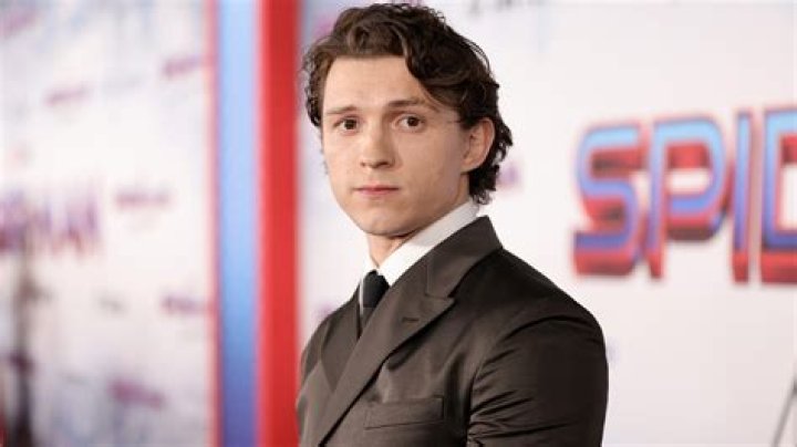 Tom Holland reveals his terrible pitch for a James Bond movie