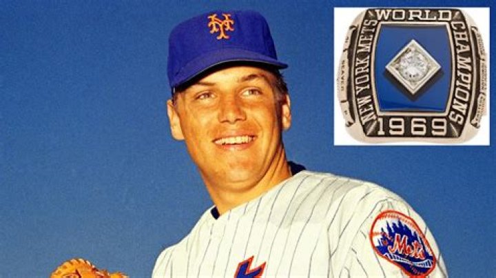 Tom Seaver Biography – Facts, Childhood, Family Life, Achievements