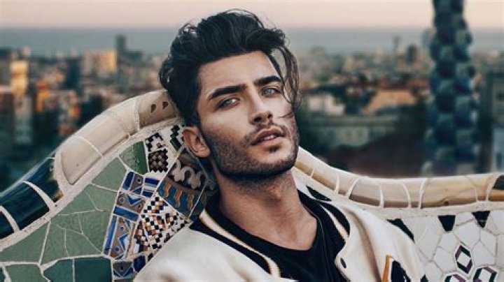 Toni Mahfud (Instagram Star) Wikipedia, Biography, Age, Height, Weight, Girlfriend, Net Worth, Family