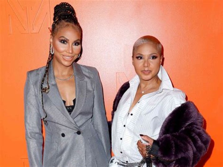 Traci Braxton Is Twinning With Her Sister, Tamar Braxton In This Photo