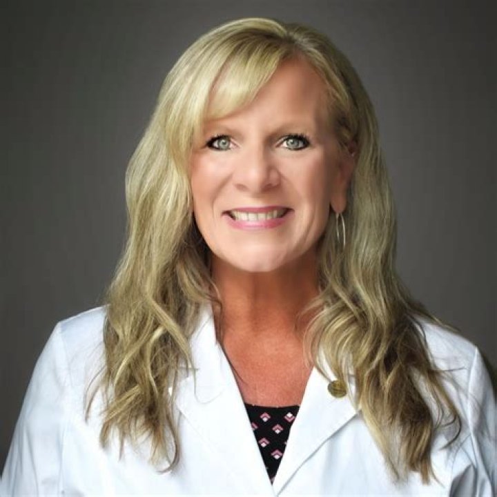 Tracy Chellino – Lancaster, NY