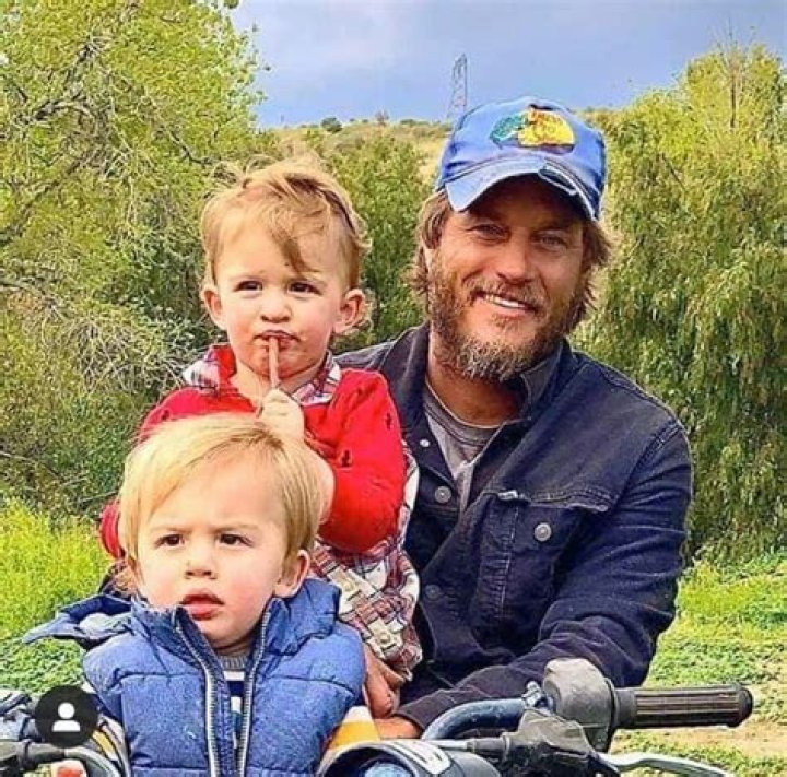 Travis Fimmel children: Does Travis Fimmel have children?