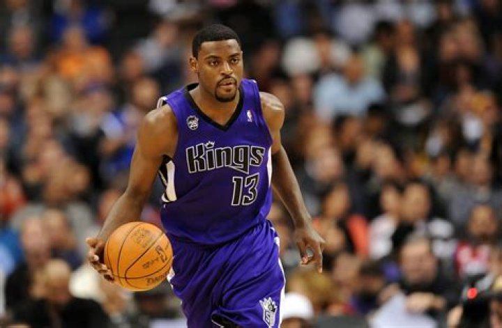 Does Tyreke Evans have a child with Angel Brinks?