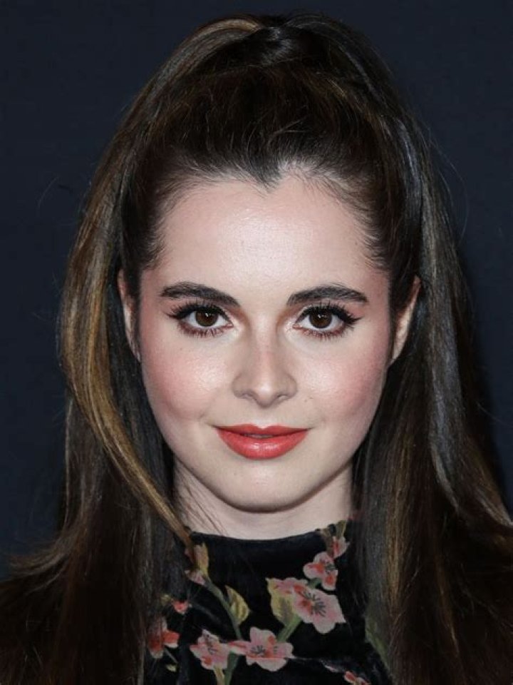 Vanessa Marano Biography - Facts, Childhood, Family Life & Achievements