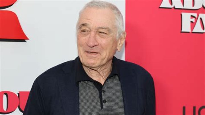 What are Robert De Niro’s latest movies and upcoming projects?