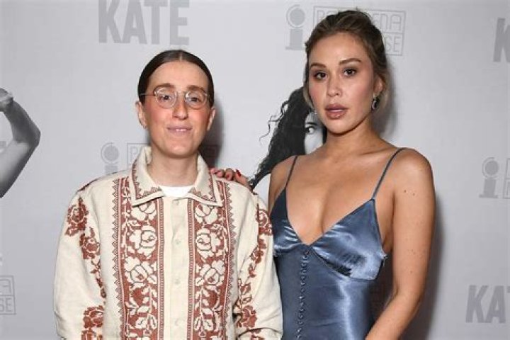 What Is The Bachelorette Gabby Windey Ethnicity? Meet Her Parents And Siblings