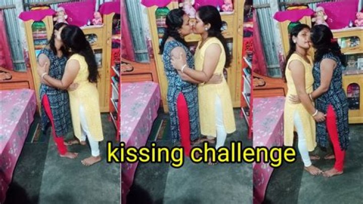 What Is The TikTok Kissing My Best Friend Challenge How To Do The TikTok Kissing My Best Friend Challenge