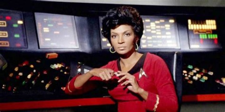 What was Nichelle Nichols net worth when she died?
