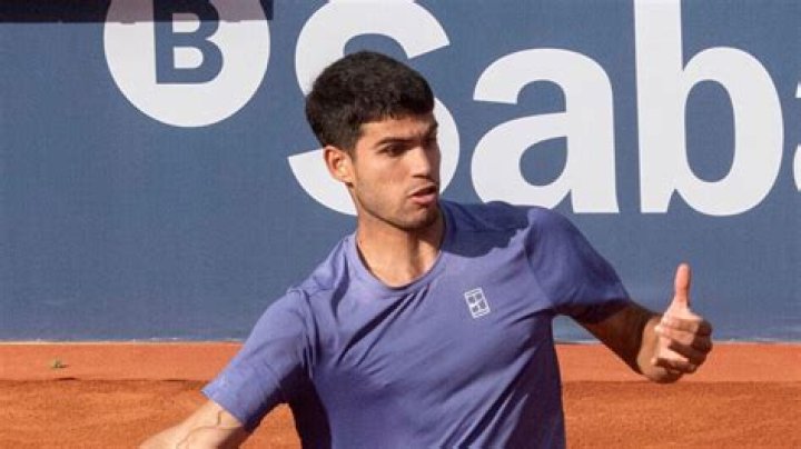 Where does Carlos Alcaraz train? Where did Carlos Alcaraz learn his tennis?