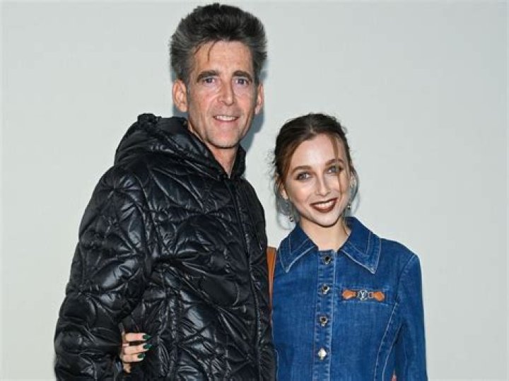 Who Are Emma Chamberlain Parents? Meet Michael And Sophia Chamberlain: Family Details