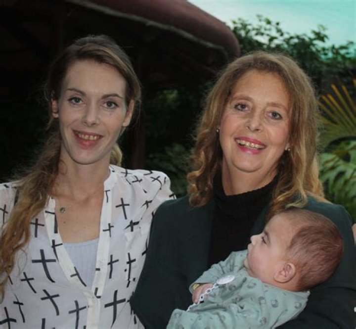 Who Are Jana Bezuidenhout Parents? Meet Mom Heide Bezuidenhout And Biological Dad