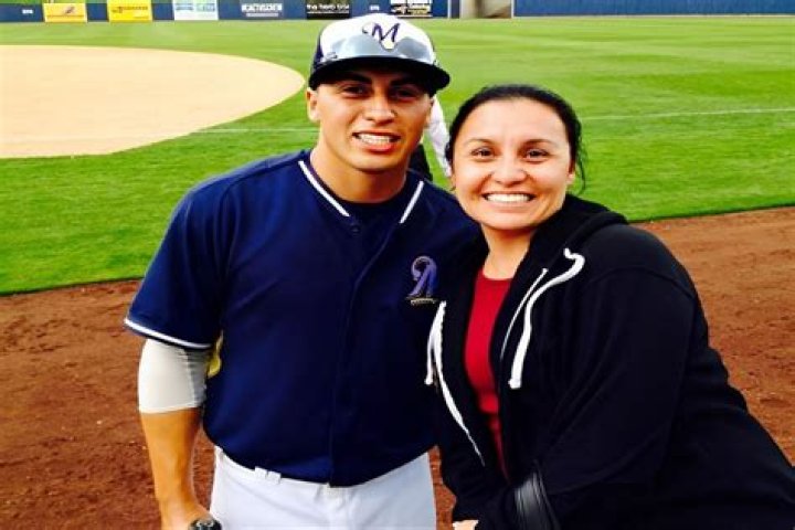 Who Are Volleyball Player Jordan Thompson Parents? Meet Her Father Tyrone & Mother Mary