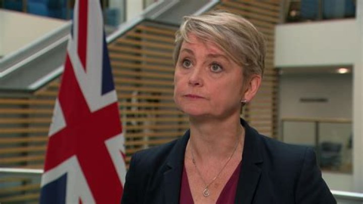 
Who Is British Politician Yvette Cooper’s Husband? Her Marital Life Explored 