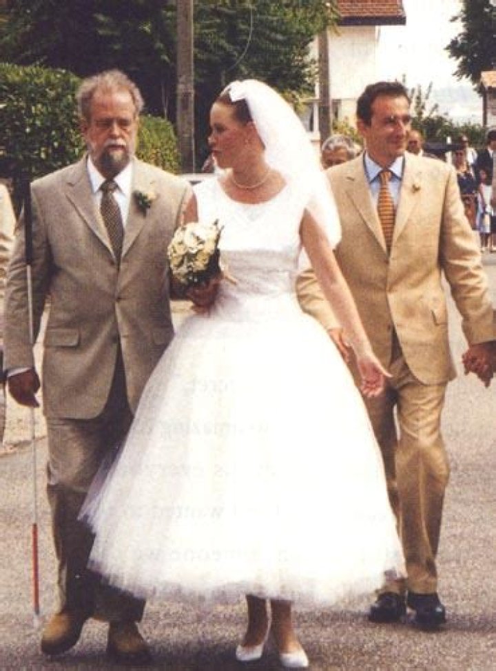 Who is Molly Ringwald husband Valery Lameignère?