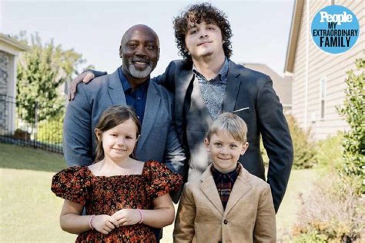 
Who Is Nicola Keown? 5 Facts About Martin Keown Wife And Their Family With 2 Kids 