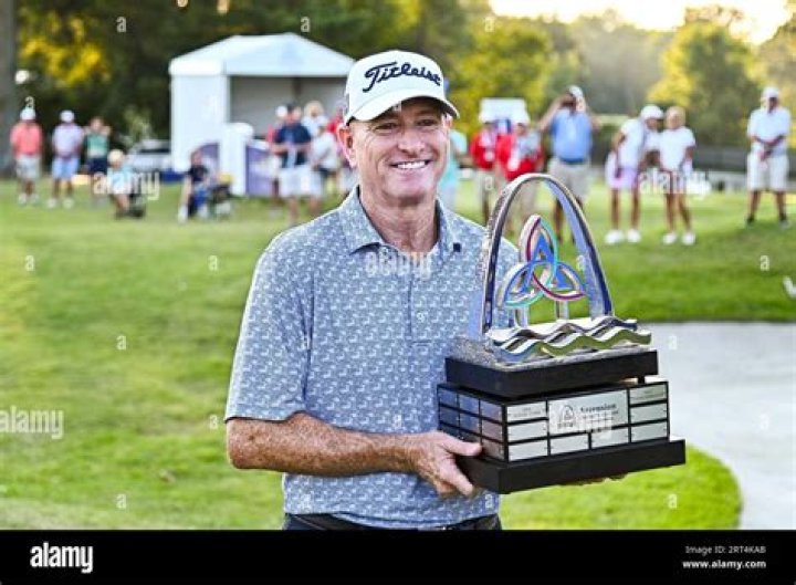 Who is Steve Flesch wife Dina Flesch?
