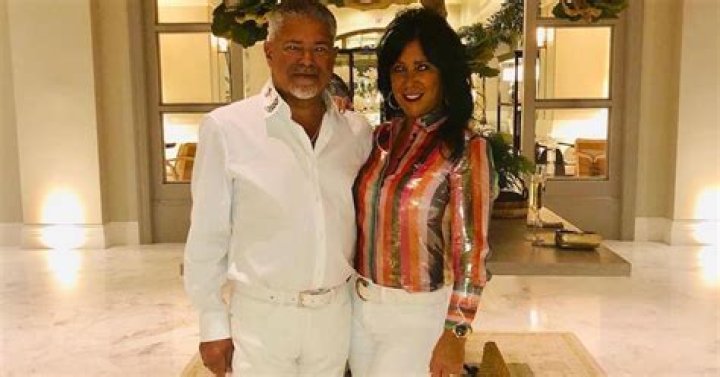 Who Was Big Papa Rhoa? – Celebrity