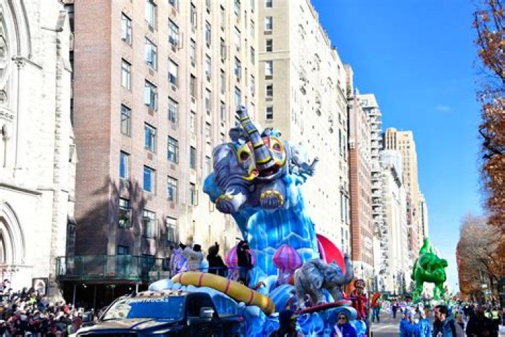 
Who Was Matt King From Meow Wolf? Twitter Floats With Tributes Of The Co-Founder 