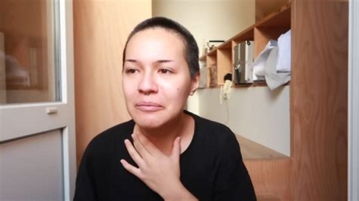 Why did YouTuber Miiasaurous cancel herself?